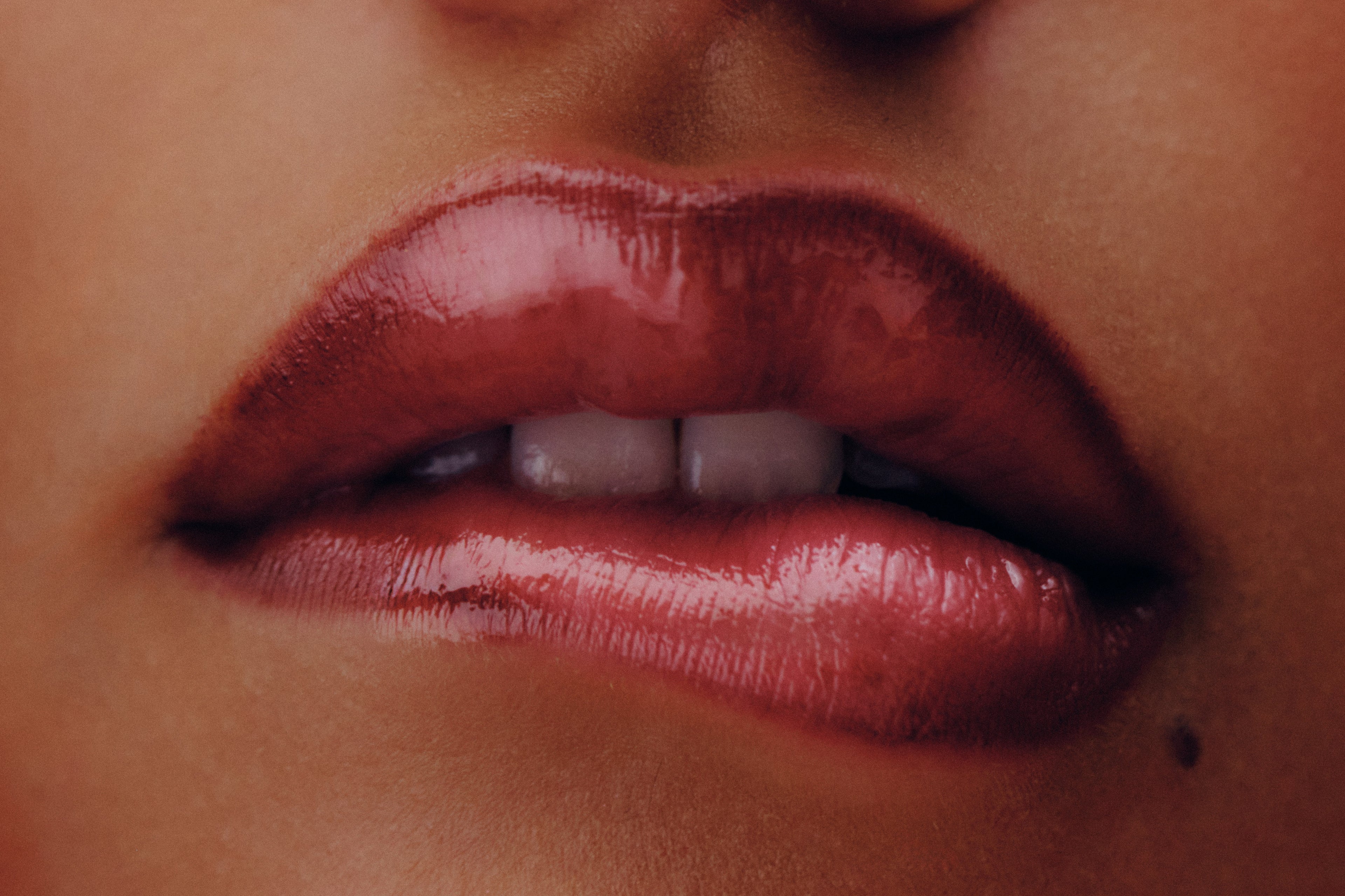 "Sweet Talk" High-Shine Lip Balm - Long Distance